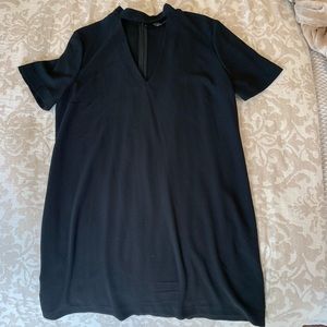 Short sleeve black Zara dress